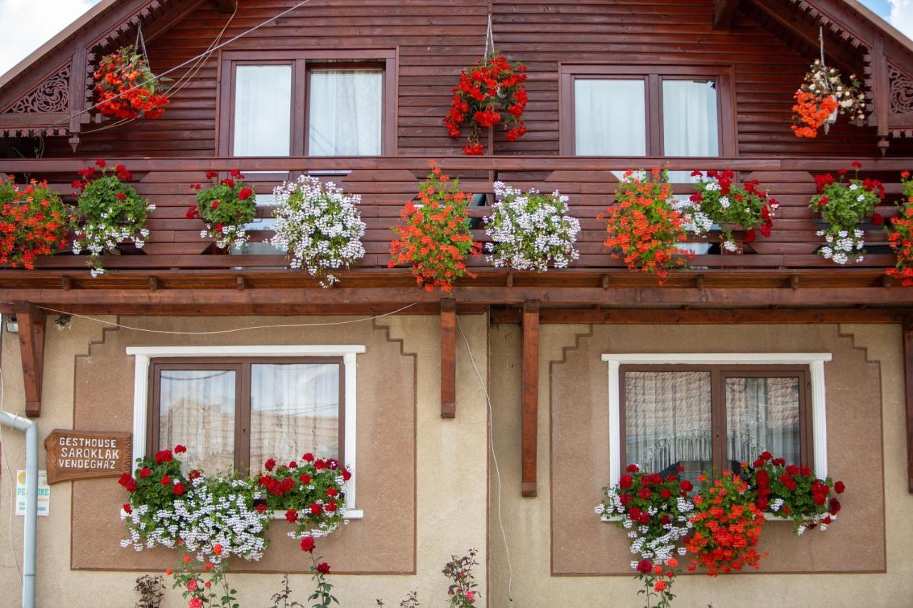 Pensiune Saroklak Sîncraiu Exterior foto